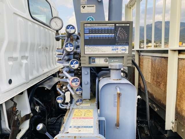セミロング 4.0 フルジャストロー ディーゼルターボ 2tユニック オートマ車 3段クレーン(11枚目)