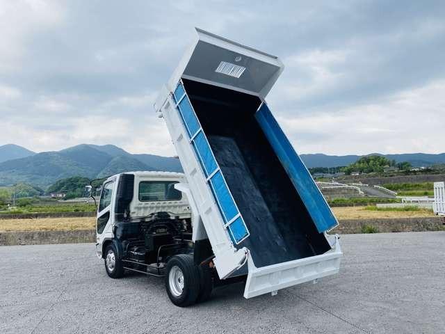 4トンダンプ 210馬力 ターボ車 コボレーン付 4tダンプ 外装仕上済 3方開(7枚目)