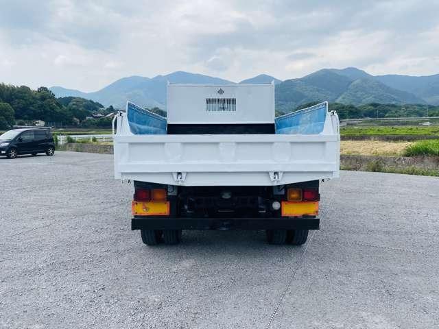 4トンダンプ 210馬力 ターボ車 コボレーン付 4tダンプ 外装仕上済 3方開(13枚目)