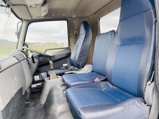 4トンダンプ 210馬力 ターボ車 コボレーン付 4tダンプ 外装仕上済 3方開(17枚目)