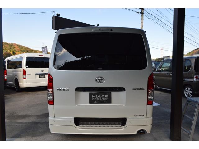 ハイエースバン スーパーＧＬ　ダークプライムＩＩ　ＴＳＳ　両側パワスラ　パノラミックビュー　Ｄインナーミラー　フリップダウン　純正ナビフルセグ　ベットキット（13枚目）