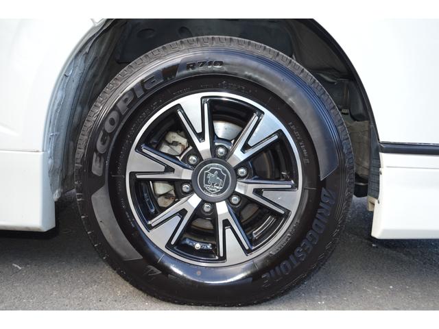 ハイエースバン スーパーＧＬ　ダークプライムＩＩ　ＴＳＳ　両側パワスラ　パノラミックビュー　Ｄインナーミラー　フリップダウン　純正ナビフルセグ　ベットキット（16枚目）