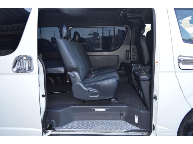 ハイエースバン スーパーＧＬ　ダークプライムＩＩ　ＴＳＳ　両側パワスラ　パノラミックビュー　Ｄインナーミラー　フリップダウン　純正ナビフルセグ　ベットキット（25枚目）