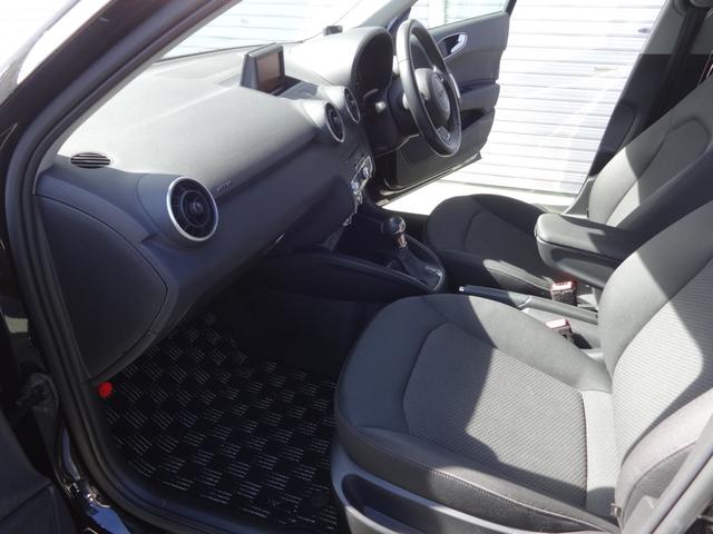Ａ１スポーツバック １．４ＴＦＳＩ　純正ナビフルセグナビ（Ｂｌｕｅｔｏｏｔｈ接続）／スマートキー＆プッシュスタート／ＥＴＣ車載器／ＨＩＤオートライト＆フォグ電格ミラー／ミラーウィンカー／革巻ステアリング／１５インチアルミ（26枚目）