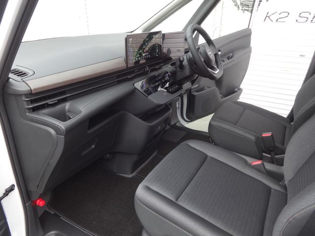 セレナ ハイウェイスターV 禁煙車/純正12.3型ナビ/両側電動スライドドア/プロパイロット/全周囲カメラ/衝突軽減装置/ブランドスポットモニター/デジタルインナーミラー/ETC2.0/LEDヘッド&フォグ/オートハイビーム(24枚目)