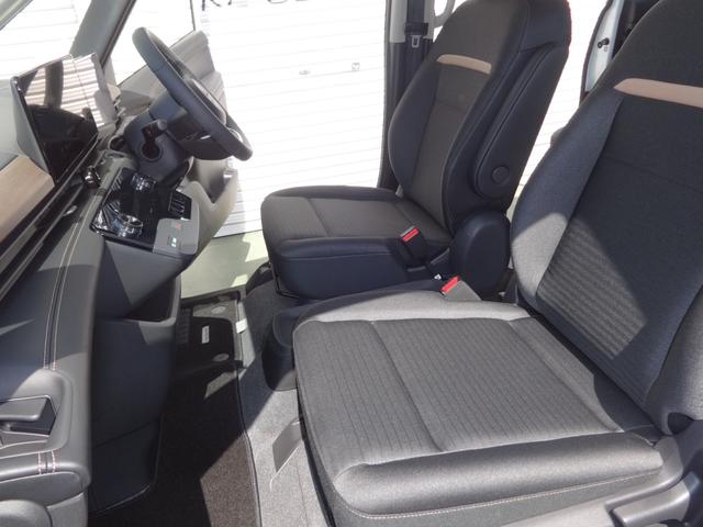 セレナ e-パワー ハイウェイスターV 純正12.3インチワイドディスプレイ&アラウンドビューモニター/両側電動スライドドア/インテリキー/車線逸脱抑制/革巻ステア/ビルトインETC/F&Rソナー/エマブレ/LEDライト/16AW/8人乗(26枚目)