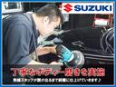 ＺＸ　６０ｔｈブラックレザーセレクション　８人乗り　４ＷＤ　ＵＲＪ２０２Ｗ　サンルーフ　黒革Ｐシート　純正ＨＤＤナビ　フルセグ　全周囲カメラ　フリップダウンモニター　電動リアゲート　１オーナー　禁煙車(32枚目)