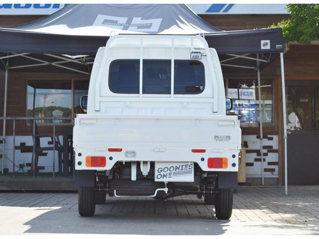 キャリイトラック 　スーパーキャリイ／Ｘ／３方開／届出済未使用車／新車保証付き／５速マニュアル車／（14枚目）