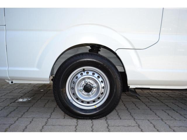 キャリイトラック 　スーパーキャリイ／Ｘ／３方開／届出済未使用車／新車保証付き／５速マニュアル車／（19枚目）