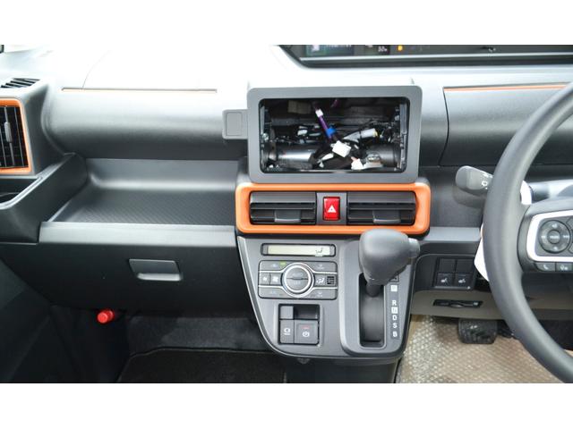 タント ファンクロス　両側電動スライドドア　バックカメラ　ＥＴＣ　ルーフレール　届出済未使用車　新車保証付き　フルフラットシート（5枚目）