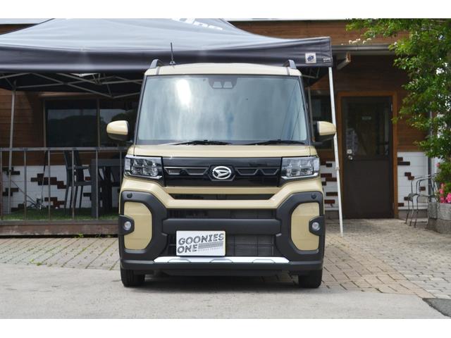 タント ファンクロス　両側電動スライドドア　バックカメラ　ＥＴＣ　ルーフレール　届出済未使用車　新車保証付き　フルフラットシート（6枚目）