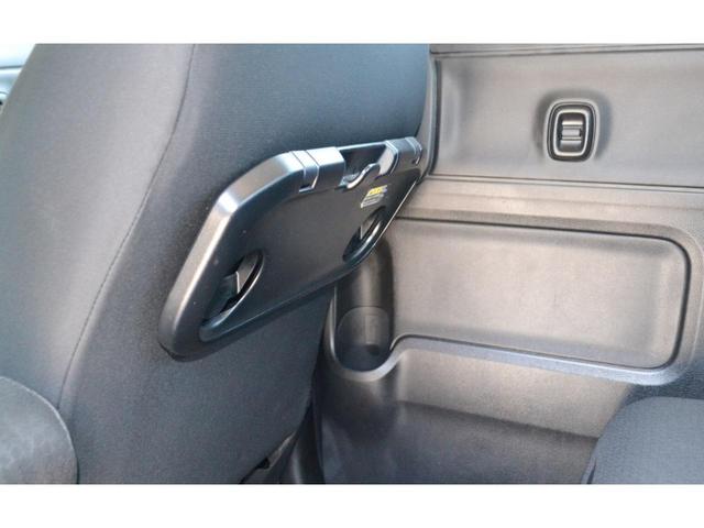 スペーシアギア ハイブリッドＸＺ　ターボ　社外フローティングナビ　バックカメラ　両側電動スライドドア　ルーフレール　アルミホイール　シートヒーター（11枚目）