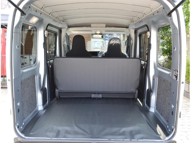 ハイゼットカーゴ ＤＸ　届出済未使用車　新車保証付き　キーレス　両側スライドドア　アイドリングストップ　安全装備（5枚目）