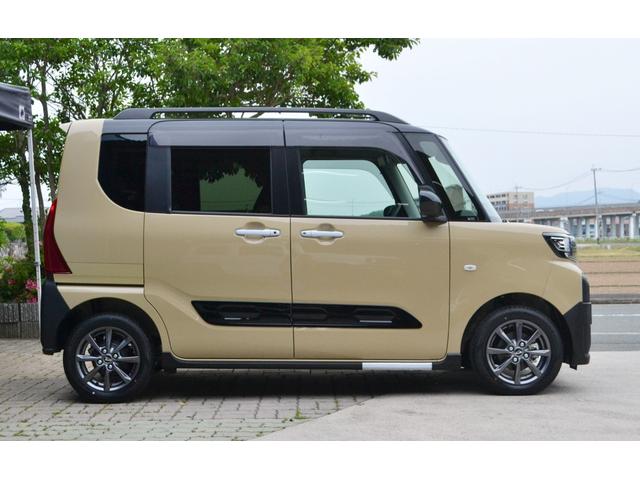 タント ファンクロス　カーナビ　バックカメラ　ＥＴＣ　両側電動スライドドア　届出済未使用車　新車保証付き（8枚目）