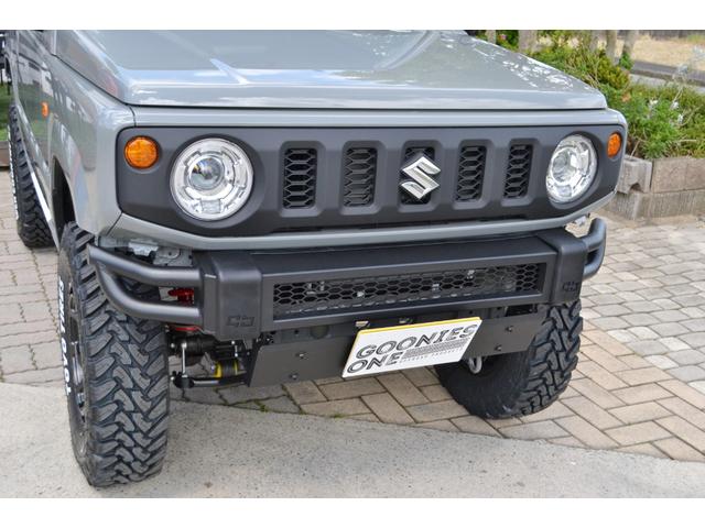 ジムニー ＸＣ　ＧＢカスタムカー　３インチリフトアップ　１６インチアルミホイール　ＴＯＹＯタイヤ　アルミバンパー　届出済未使用車　新車保証付き（10枚目）