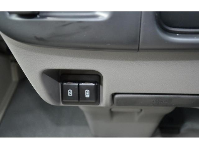 エブリイ ＰＡリミテッド　届出済未使用車　新車保証付き　スズキセーフティサポート（3枚目）