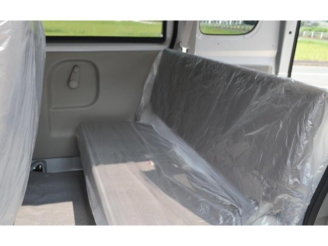 エブリイ ＰＣ　届出済未使用車　新車保証付き　スズキセーフティサポート　ディスプレィオーディオ　キーレスエントリー　パワーウィンドウ付　ＣＶＴ車　衝突軽減ブレーキ　レーンアシスト　クリアランスソナー（13枚目）