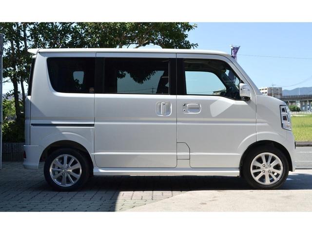 エブリイワゴン ＰＺターボスペシャル　標準ルーフ　両側電動スライドドア　フォグランプ　アルミホイール　ディスチャージランプ　新車保証付き（22枚目）