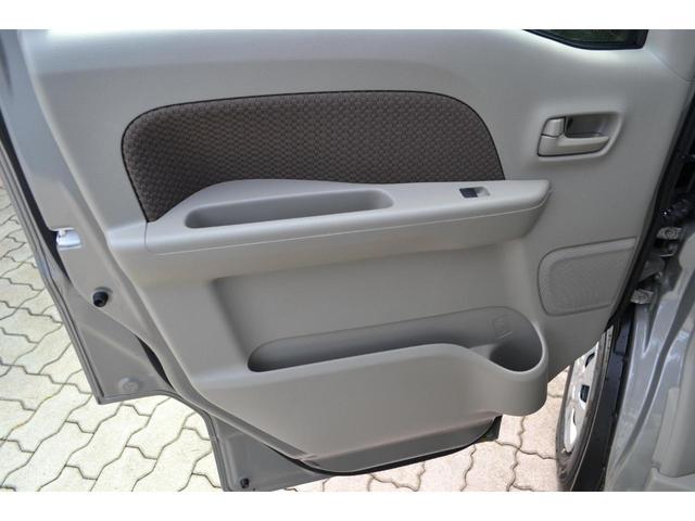 エブリイ ジョインターボ　届出済未使用車　新車保証付き　後席両側ワンアクションパワースライドドア　フルオートエアコン　バックアイカメラ付ディスプレィオーディオ装着車（13枚目）