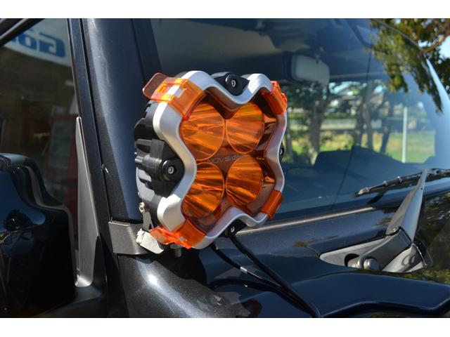 大光量のカッコいいフォグランプを選択しました