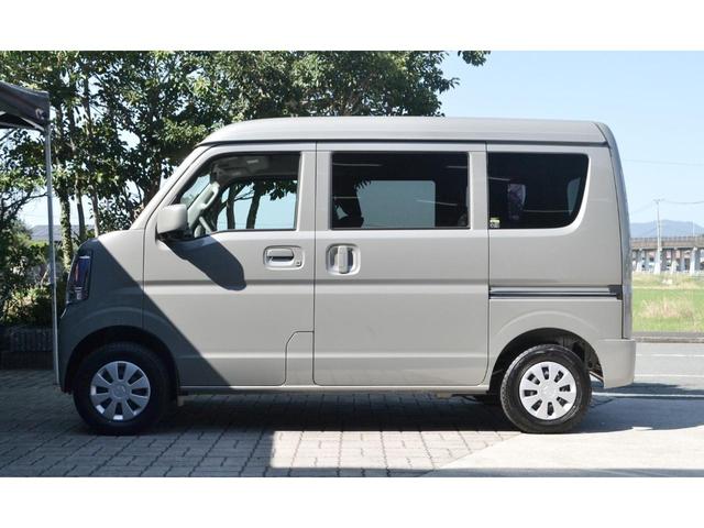 車のことがわからなくても大丈夫！専門知識と誠意ある対応で、お客様にとってわかりやすく、安心できる接客を徹底しています。