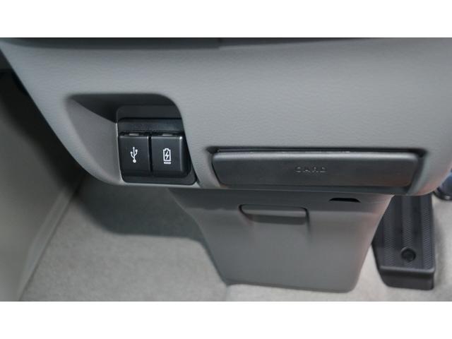 エブリイ ジョインターボ　ハイルーフ　４ＷＤ　届出済未使用車　新車保証付き　スズキセーフティサポート　両側パワースライドドア　ディスプレィオーディオ　スマートキー　プッシュスターター　シートヒーター（4枚目）