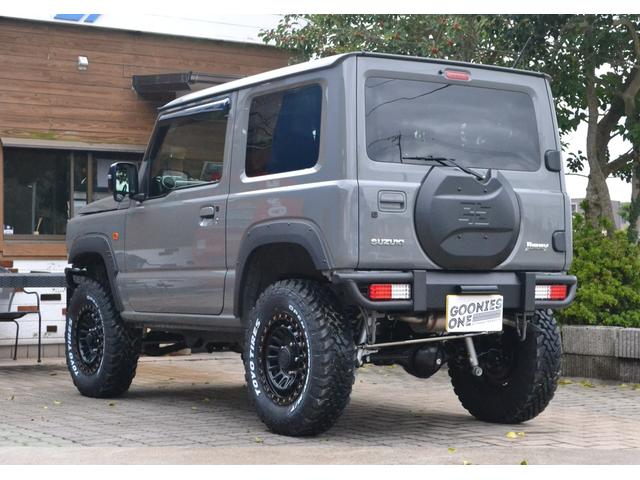 ジムニー ＸＣ　４ＷＤ　３インチリフトアップ　オープンカントリーＭＴタイヤ　　ホイールＸＪ０８　　ＧＢフェザーバンパー　ＧＢスペアタイヤカバー　（ミディアムグレー）（9枚目）