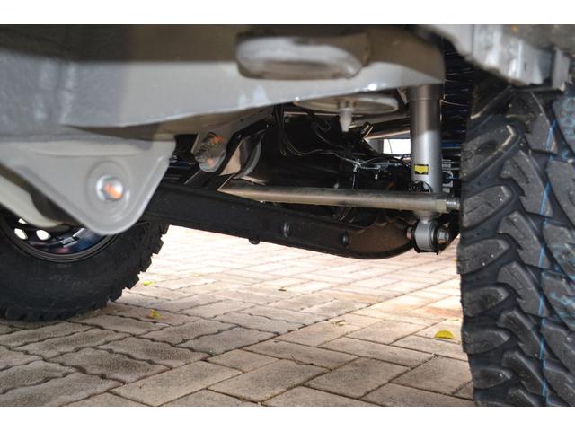 ジムニー ＸＣ　４ＷＤ　３インチリフトアップ　オープンカントリーＭＴタイヤ　　ホイールＸＪ０８　　ＧＢフェザーバンパー　ＧＢスペアタイヤカバー　（ミディアムグレー）（32枚目）