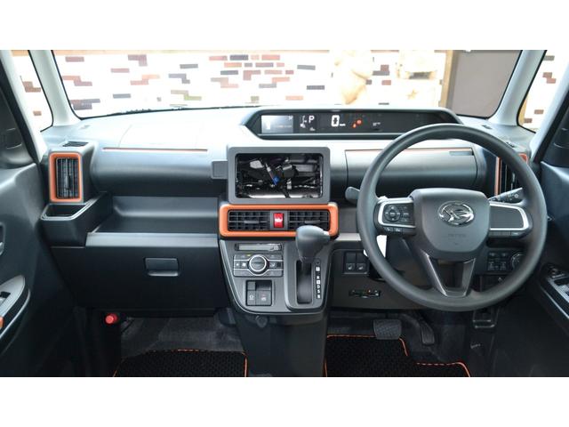 タント ファンクロス スマートアシスト 両側パワースライドドア ウェルカムオープン機能 格納式シートバックテーブル 電動パーキングブレーキ 届出済未使用車 新車保証付 (フォレストカーキメタリック)(2枚目)