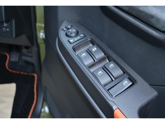 タント ファンクロス スマートアシスト 両側パワースライドドア ウェルカムオープン機能 格納式シートバックテーブル 電動パーキングブレーキ 届出済未使用車 新車保証付 (フォレストカーキメタリック)(4枚目)