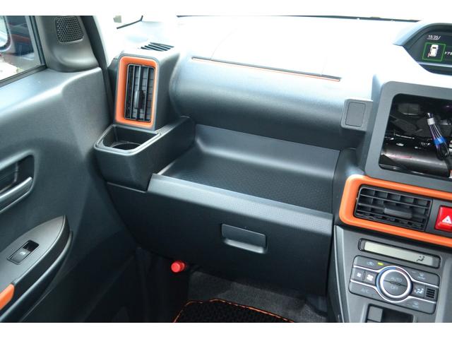 タント ファンクロス スマートアシスト 両側パワースライドドア ウェルカムオープン機能 格納式シートバックテーブル 電動パーキングブレーキ 届出済未使用車 新車保証付 (フォレストカーキメタリック)(8枚目)