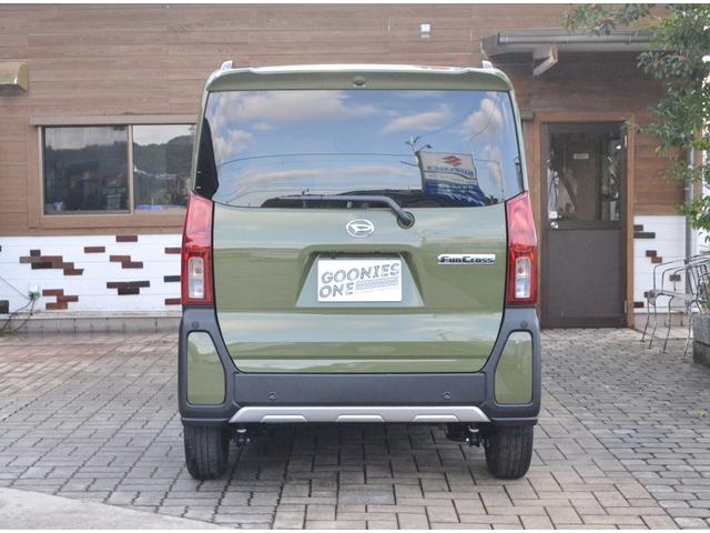 タント ファンクロス スマートアシスト 両側パワースライドドア ウェルカムオープン機能 格納式シートバックテーブル 電動パーキングブレーキ 届出済未使用車 新車保証付 (フォレストカーキメタリック)(24枚目)