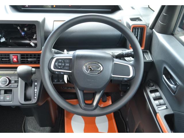 タント ファンクロス　両側電動スライドドア　シートヒーター　フォグランプ　フルフラットシート　バックカメラ　ＥＴＣ　ルーフレール　届出済未使用車　新車保証付き（4枚目）