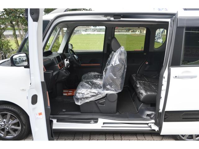 タント ファンクロス　両側電動スライドドア　シートヒーター　フォグランプ　フルフラットシート　バックカメラ　ＥＴＣ　ルーフレール　届出済未使用車　新車保証付き（15枚目）