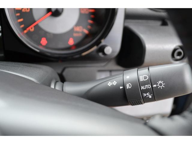 ジムニー ＸＣ　４ＷＤ　ＧＢ新車コンプリートカー　超軽量アルミバンパー　３インチリフトアップカスタム　ＴＯＹＯＭＴタイヤ　ＭＬＪホイール　ルーフキャリア　ワイドセンターリアラダー　新車保証付き（7枚目）