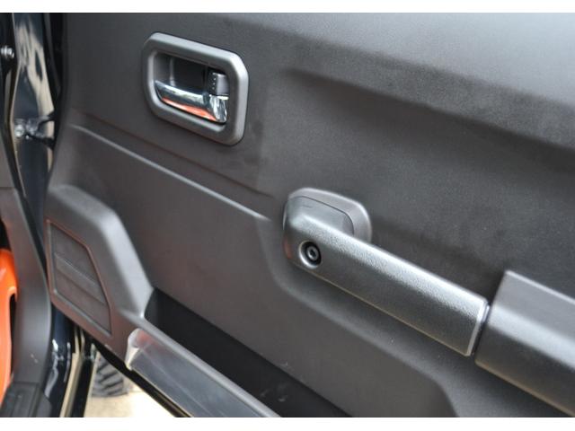 ジムニー ＸＣ　４ＷＤ　ＧＢ新車コンプリートカー　超軽量アルミバンパー　３インチリフトアップカスタム　ＴＯＹＯＭＴタイヤ　ＭＬＪホイール　ルーフキャリア　ワイドセンターリアラダー　新車保証付き（14枚目）