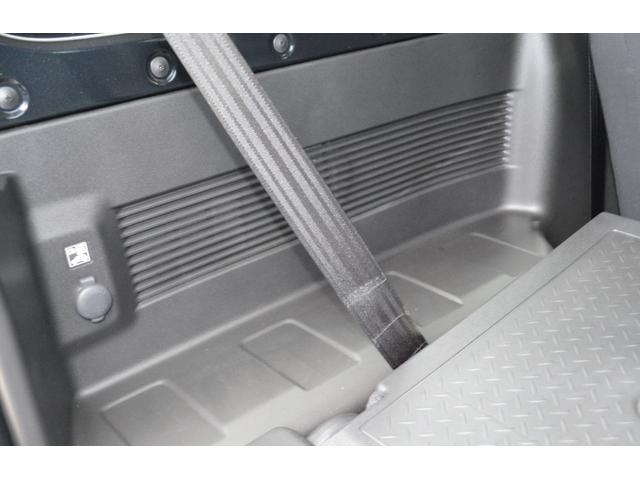 ジムニー ＸＣ　４ＷＤ　ＧＢ新車コンプリートカー　超軽量アルミバンパー　３インチリフトアップカスタム　ＴＯＹＯＭＴタイヤ　ＭＬＪホイール　ルーフキャリア　ワイドセンターリアラダー　新車保証付き（15枚目）