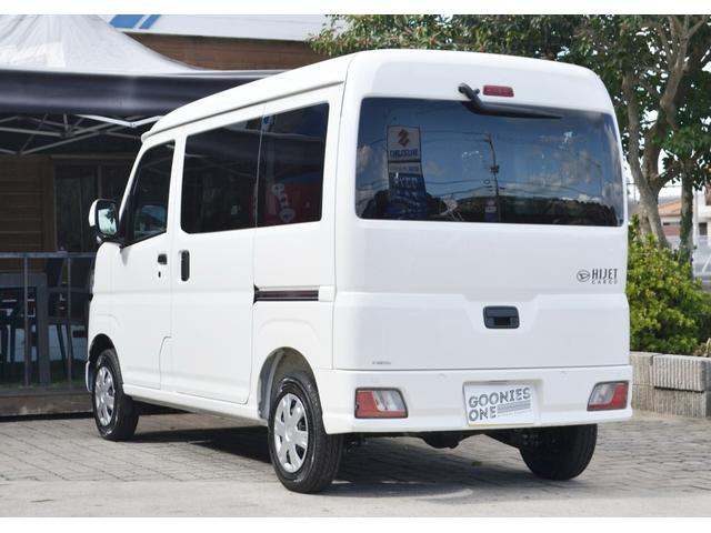 ハイゼットカーゴ クルーズ　アイドリングストップ　届出済未使用車　新車保証付き　安全装備　（ホワイト）（12枚目）