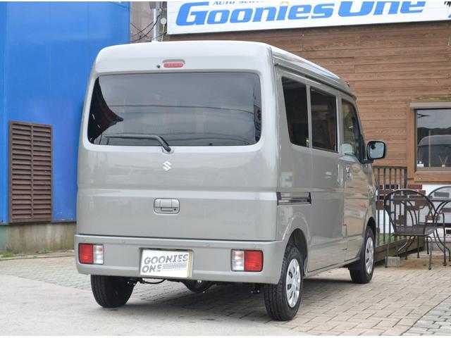 エブリイ ジョイン　届出済未使用車　新車保証付き　スズキセーフティサポート　スマートキー　シートヒーター　オートマチックハイビーム　（モスグレーメタリック）（2枚目）