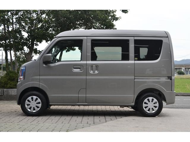 エブリイ ジョイン　届出済未使用車　新車保証付き　スズキセーフティサポート　スマートキー　シートヒーター　オートマチックハイビーム　（モスグレーメタリック）（9枚目）