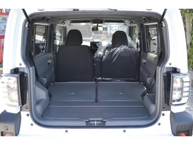 タフト Ｇターボ　ダーククロムベンチャー　届出済未使用車　サンルーフ　ＥＴＣ　バックカメラ　ルーフレール　アルミホイール　　フォグランプ　新車保証付き（5枚目）