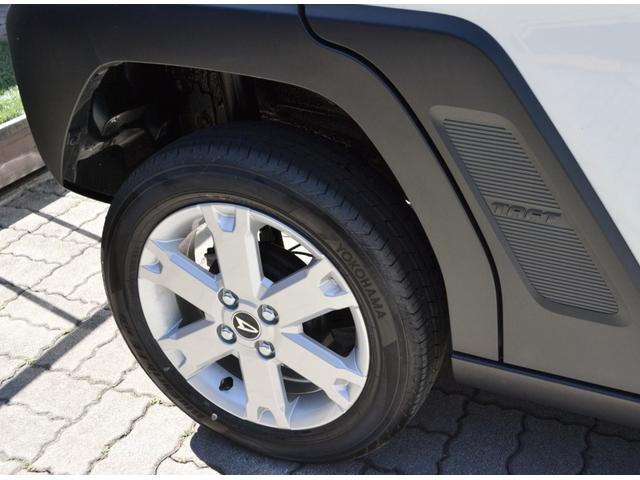 タフト Ｇターボ　ダーククロムベンチャー　届出済未使用車　サンルーフ　ＥＴＣ　バックカメラ　ルーフレール　アルミホイール　　フォグランプ　新車保証付き（15枚目）