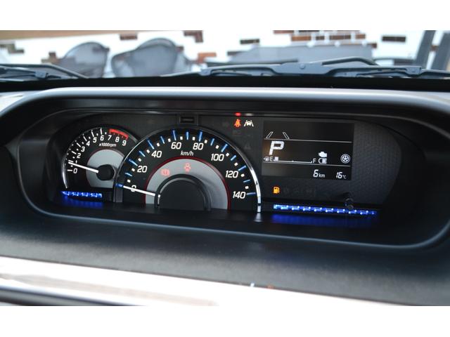 ���ЃJ�X�^���p�[�c�u�����h����葵���Ă���܂��I