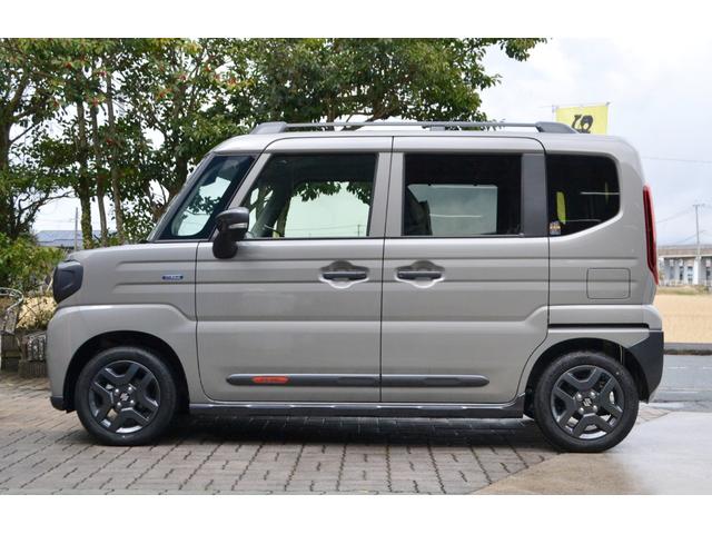 スペーシアギア ハイブリッドＸＺ　全方位モニタ付きナビ　９インチナビ　デュアルセンサーブレーキサポート・スライドドアクローザー・アダクティブクルーズコントロール・スズキセーフティサポート（6枚目）