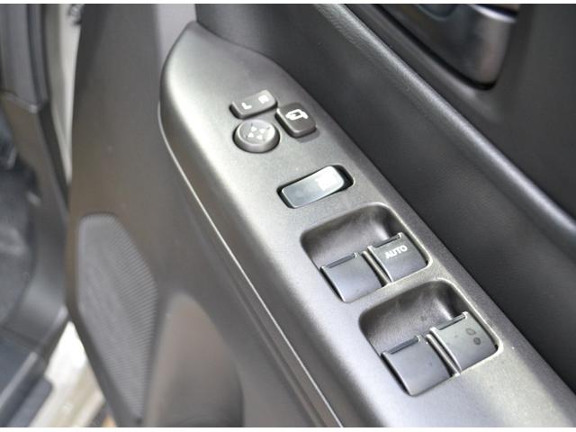 スペーシアギア ハイブリッドＸＺ　全方位モニタ付きナビ　９インチナビ　デュアルセンサーブレーキサポート・スライドドアクローザー・アダクティブクルーズコントロール・スズキセーフティサポート（29枚目）