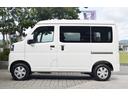ハイゼットカーゴ クルーズ　アイドリングストップ　届出済未使用車　新車保証付き　安全装備　（ホワイト）（7枚目）