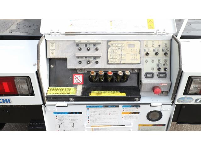 ダイナトラック 　アイチ高所作業車Ｕ５９４（ＳＨ１５Ｂ）　サブＢＴ　電工仕様　ウインチ　作業床高１４．６Ｍ　１レバー　５速ミッション車　長さ５８０ＣＭ　幅１９３ＣＭ　高さ３３５ＣＭ（6枚目）