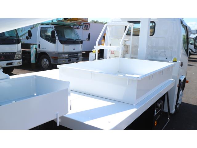 デュトロ 　アイチ高所作業車　ＳＫ１７Ａ　作業床高１７．１Ｍ　スカイマスター　上物同年　ターボ　鉄２００ＫＧバケット　自動格納　５速ミッション車（5枚目）