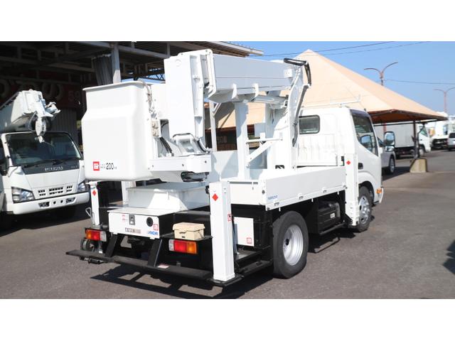 デュトロ 　アイチ高所作業車　ＳＢ１２Ａ　ＦＲＰ２００ＫＧバケット　最大積載量１５０ＫＧ　ターボ　作業床高１２Ｍ（3枚目）