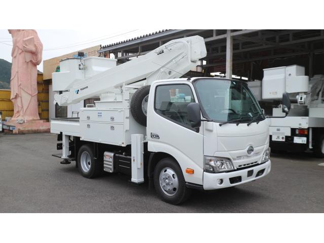 デュトロ 　タダノ高所作業車　ＡＴ１２１ＴＴＥ　電工仕様　作業床高１２．１Ｍ　ＦＲＰ２００ＫＧバケット　第３ＦＲＰブーム（2枚目）